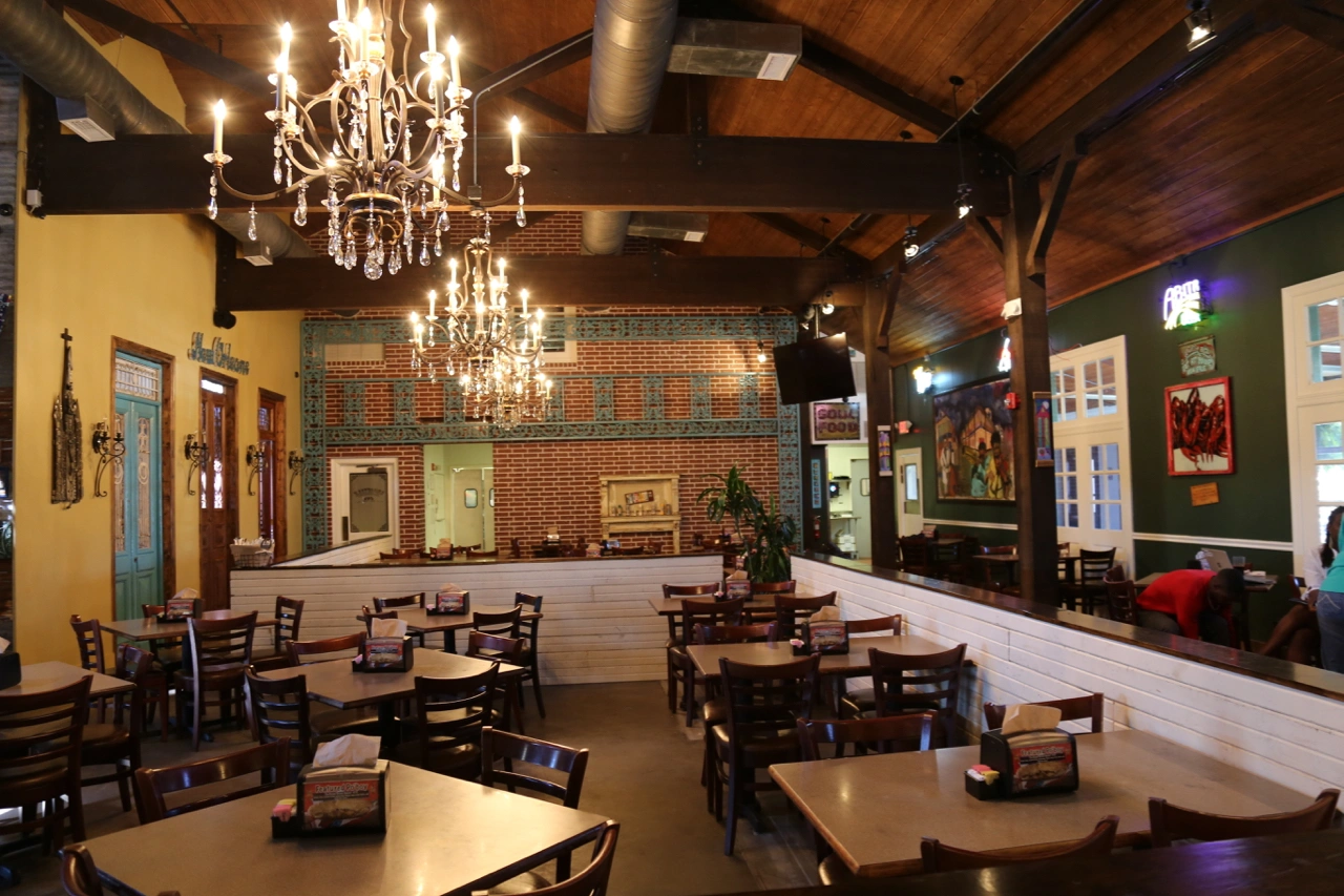 BB's Cafe - Cypress 3